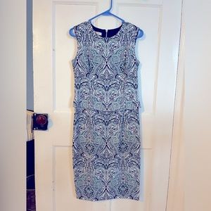 Evan Picone, size 4, navy, white, green.